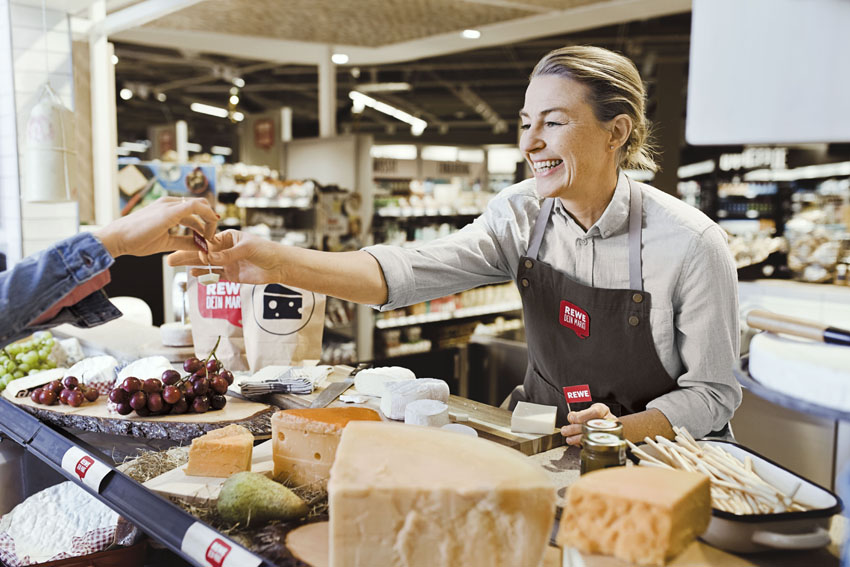 Piquee - advertising - 27